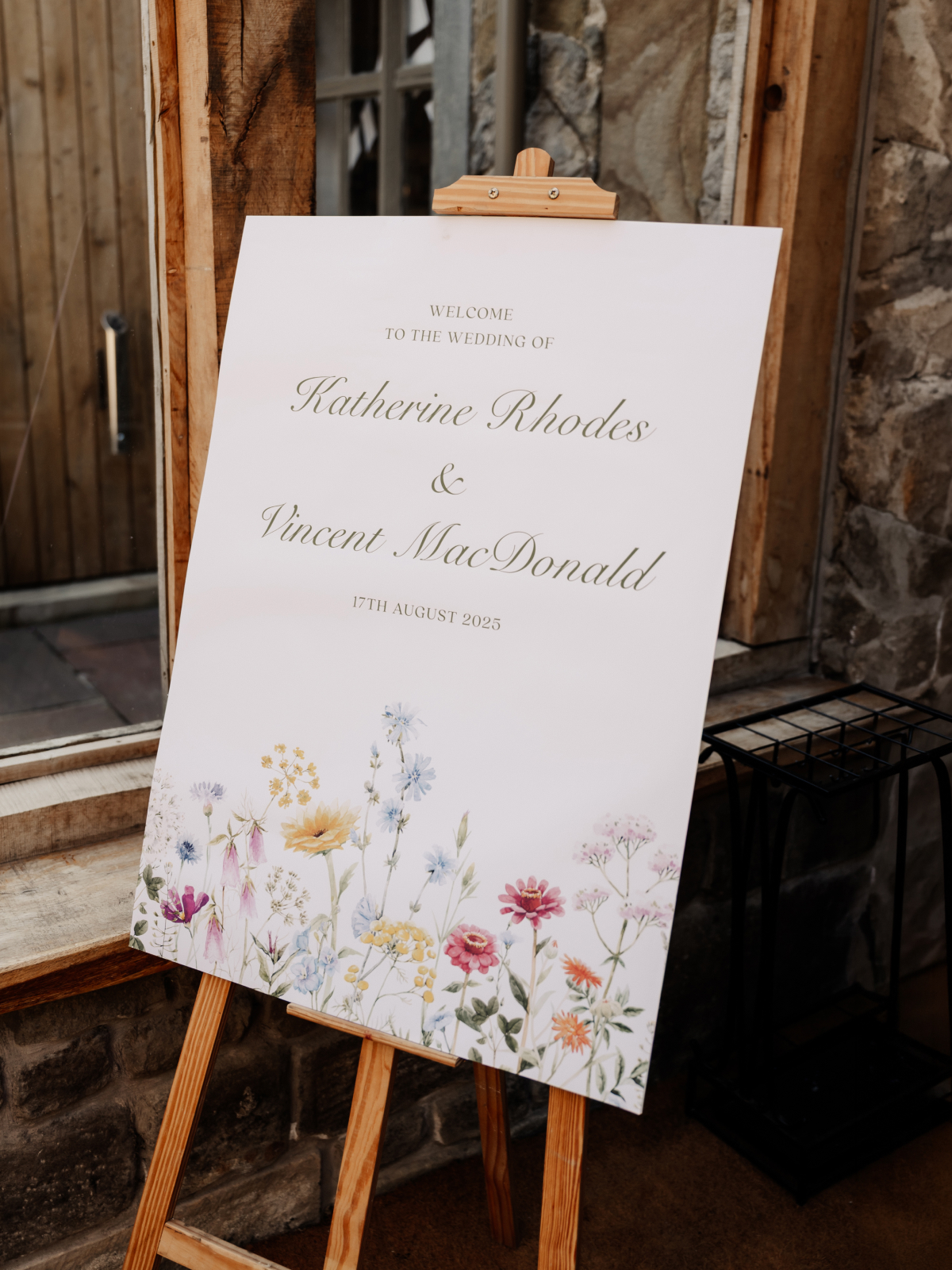 K&V – Entrance Sign