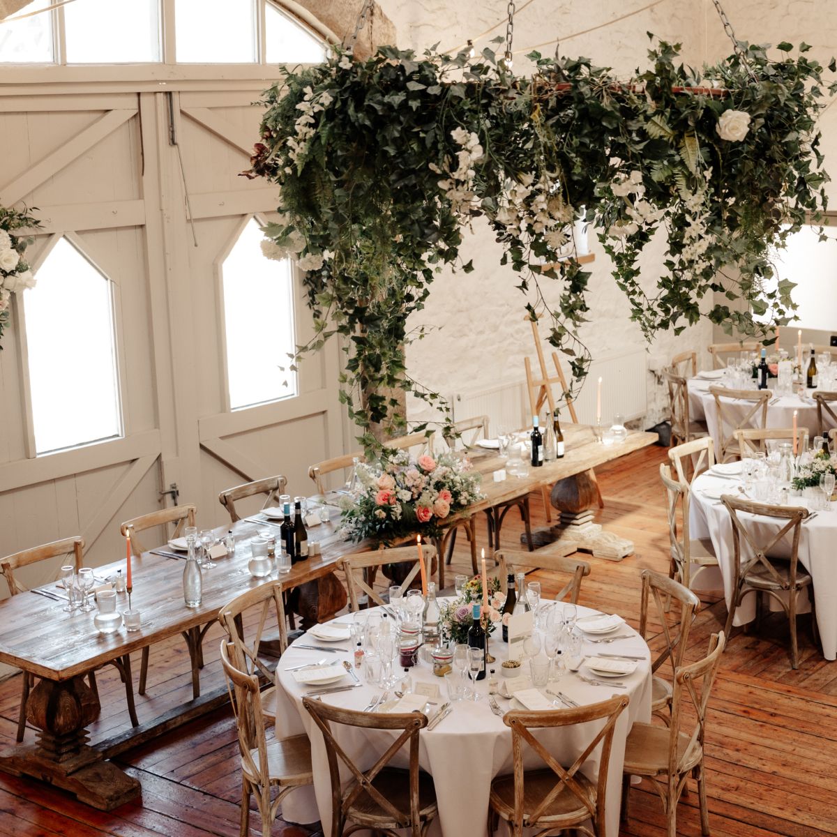 K&V – Table